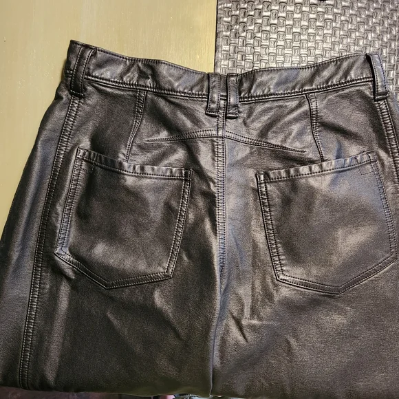 WE THE FREE GOOD LUCK VEGAN LEATHER MID-RISE BARREL JEANS - SIZE 27- COLOR BLACK - Picture 7 of 12